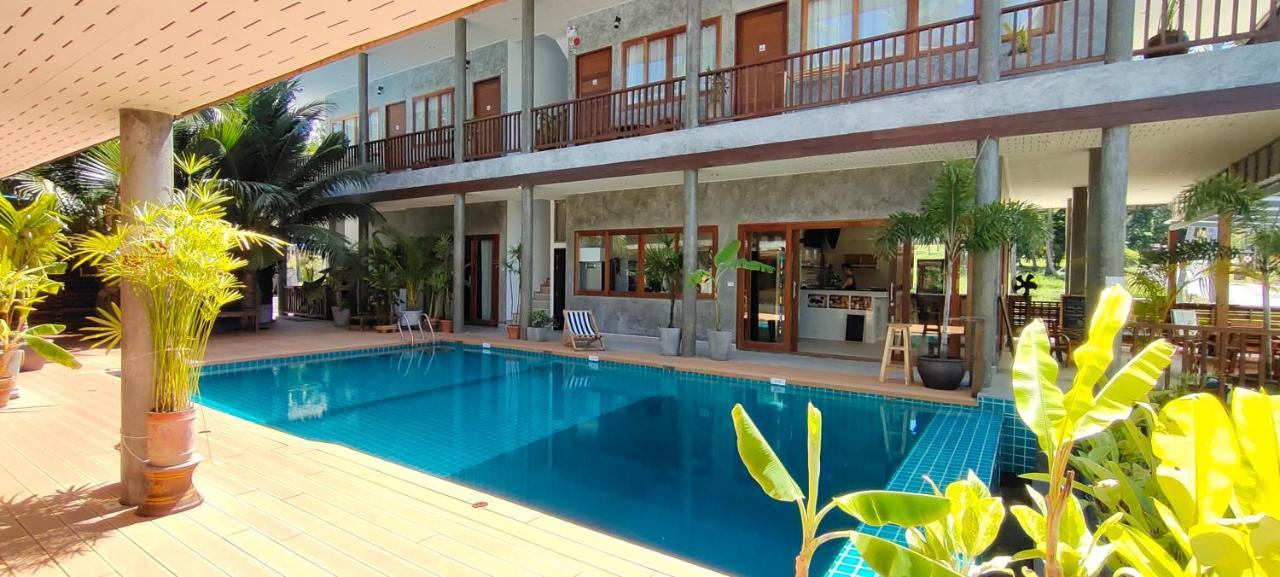 Le Grand Bleu Hotel Wok Tum Exterior foto